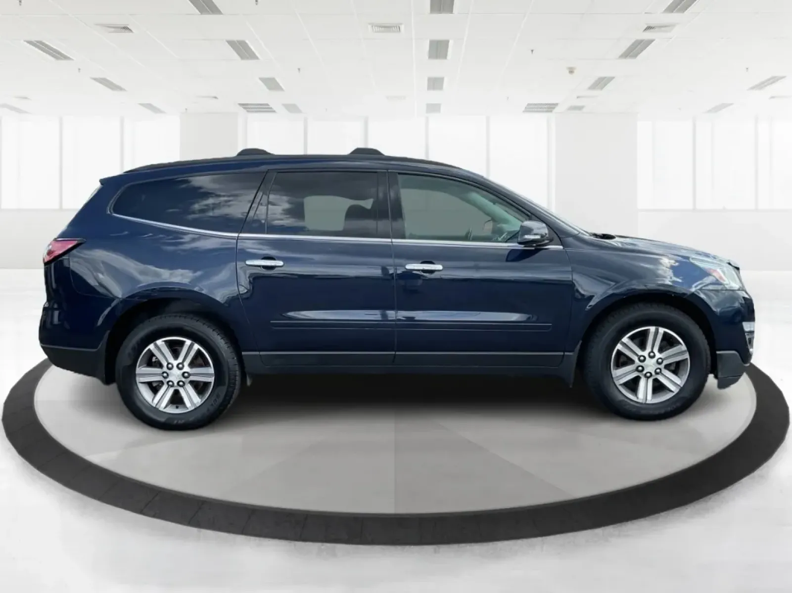 2017 Chevrolet Traverse 1LT AWD (1GNKVGKD7HJ) with an 3.6L V6 DOHC 24V engine, 6-Speed Automatic transmission, located at 1184 Kauffman Ave, Fairborn, OH, 45324, (937) 908-9800, 39.807072, -84.030914 - **Discover Your Next Adventure with the 2017 Chevrolet Traverse at Advantage Car and Credit - Fairborn!**<br /> <br /> Are you ready to elevate your family road trips or weekend getaways? The 2017 Chevrolet Traverse, available now at Advantage Car and Credit - Fairborn, is the perfect companion for - Photo#1