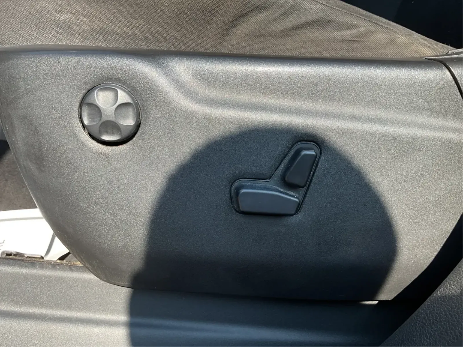 2013 Dodge Durango SXT (1C4RDJAG7DC) with an 3.6L V-6 DOHC engine, located at 1230 East Main St, Xenia, OH, 45385, (937) 908-9800, 39.688026, -83.910172 - **Discover Your Adventure with the 2013 Dodge Durango SXT at Advantage Car and Credit - Troy!**<br /> <br /> Are you in search of the perfect SUV to elevate your family outings, weekend adventures, or daily commutes? Look no further than the 2013 Dodge Durango SXT, where spaciousness meets versatili - Photo#18