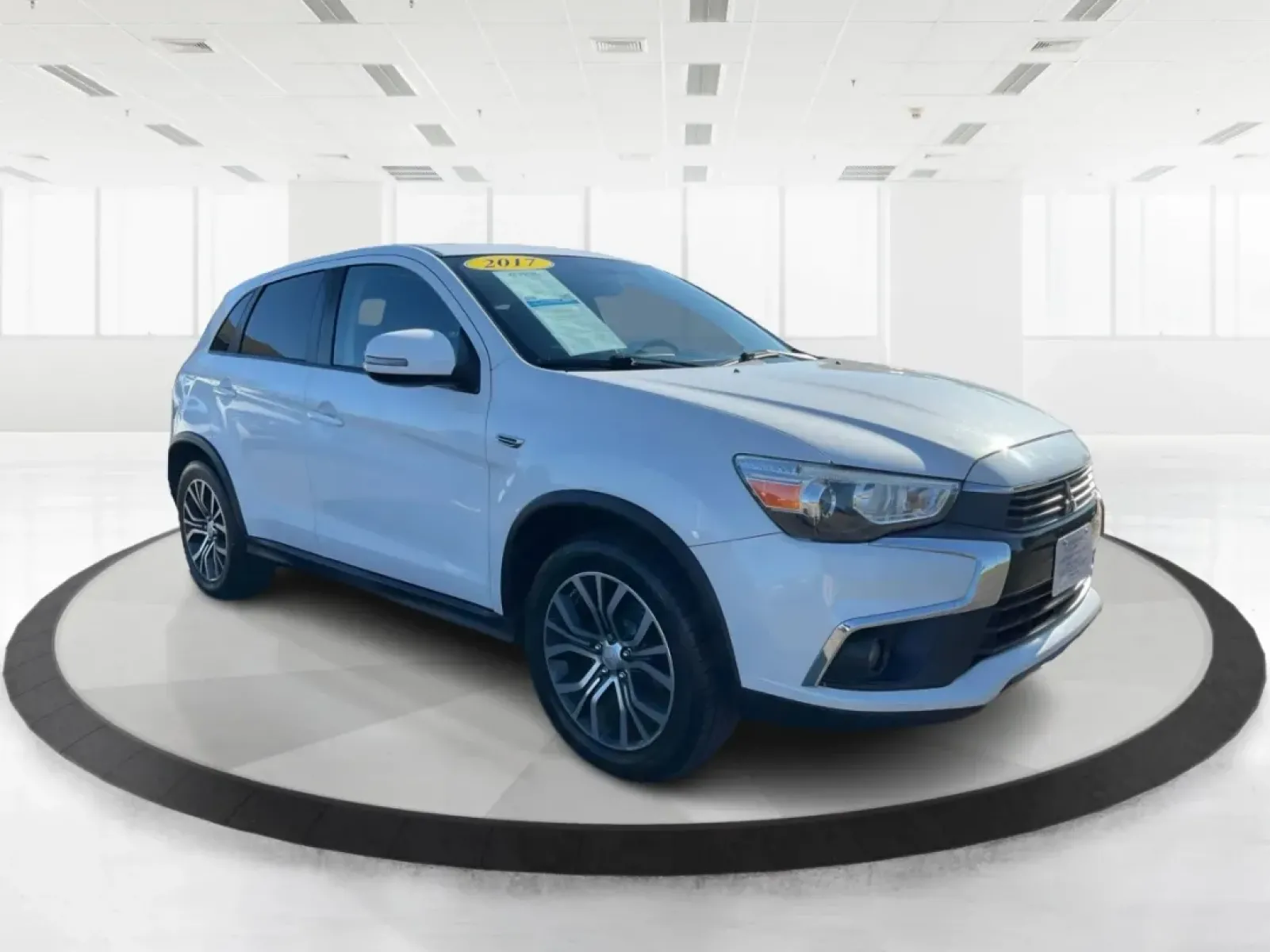 2017 Mitsubishi Outlander 2.0 ES (JA4AR3AU0HZ) with an 2L I-4 DOHC engine, located at 8750 N County Rd 25A, Piqua, OH, 45356, (937) 908-9800, 40.164391, -84.232513 - **Adventure Awaits with the 2017 Mitsubishi Outlander - Your Perfect Family SUV!**<br /> <br /> At Advantage Car and Credit - Piqua, we understand that your vehicle is more than just a mode of transportation; it's a gateway to adventure, a reliable partner for daily commutes, and a spacious haven fo - Photo#0