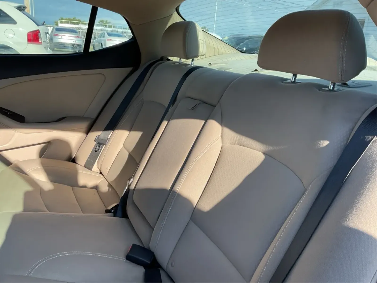 2015 Kia Optima LX (5XXGM4A72FG) with an Theta II 2.4L I-4 gasoline direct injection engine, located at 401 Woodman Dr, Riverside, OH, 45431, (937) 908-9800, 39.760899, -84.123421 - **Discover the Perfect Blend of Comfort and Reliability with This 2015 Kia Optima LX Ideal for Your Daily Commute or Family Road Trips!**<br /> <br /> Are you ready to elevate your driving experience? The 2015 Kia Optima LX, available at Advantage Car and Credit in Fairborn, OH, is the answer to yo - Photo#10