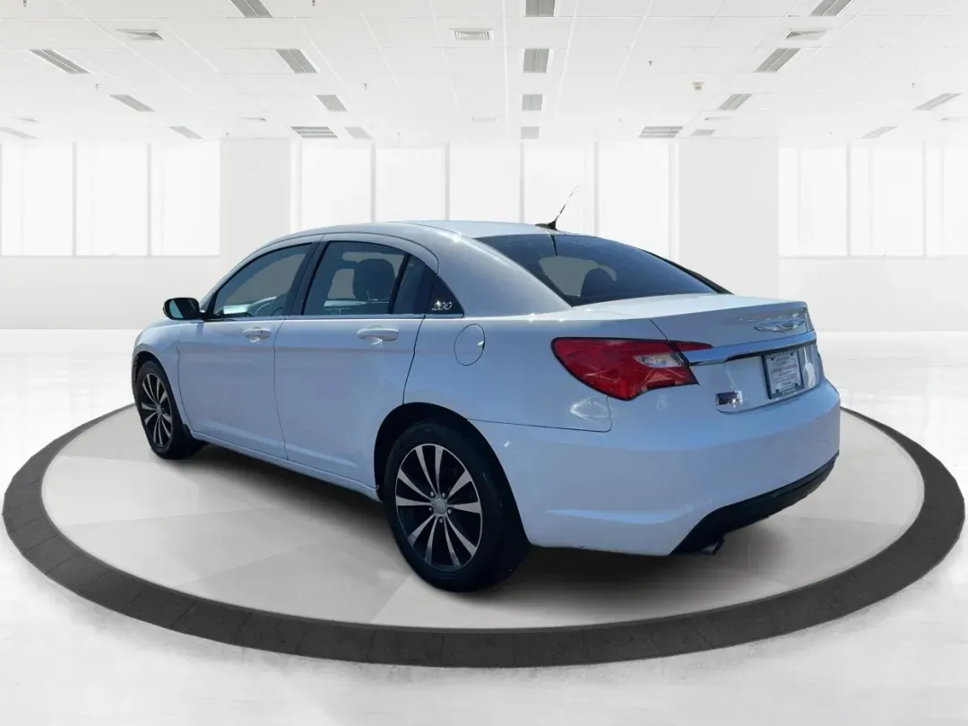 2012 Chrysler 200 Touring (1C3CCBBG4CN) with an Other engine, located at 1099 N County Rd 25A , Troy, OH, 45373, (937) 908-9800, 40.057079, -84.212883 - Unleash your driving potential with the perfect blend of style, comfort, and functionality-ideal for growing families or anyone seeking a reliable commuter vehicle. Introducing the 2012 Chrysler 200 Touring sedan, now available at Advantage Car and Credit in Troy, OH. Located at 1099 N County Rd 25A - Photo#4