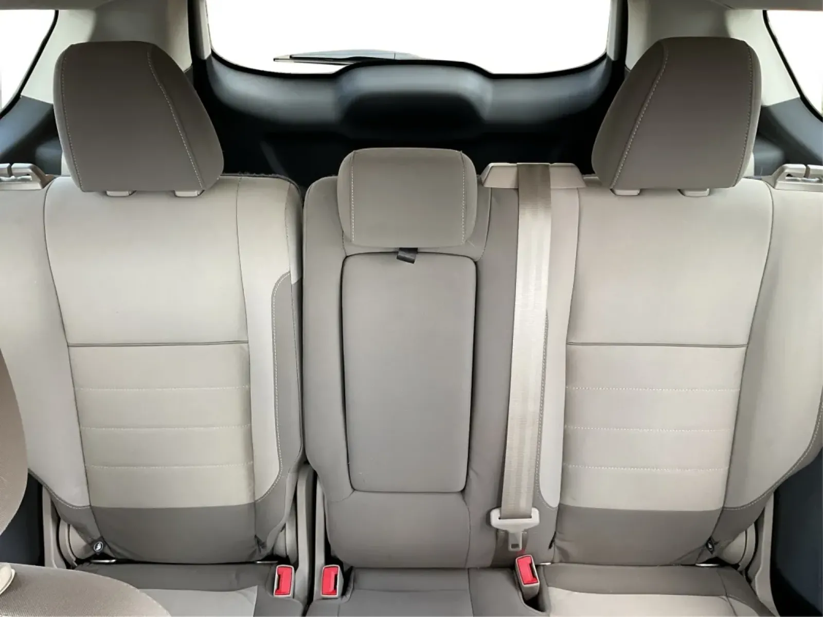 2015 Ford Escape SE (1FMCU9G93FU) with an Other engine, located at 1951 S Dayton Lakeview Rd., New Carlisle, OH, 45344, (937) 908-9800, 39.890999, -84.050255 - Discover the perfect blend of style, functionality, and reliability with this stunning 2015 Ford Escape SE, now available at Advantage Car and Credit in New Carlisle, OH. Whether you're a growing family, a daily commuter, or someone who loves weekend adventures, this versatile SUV checks all the box - Photo#14