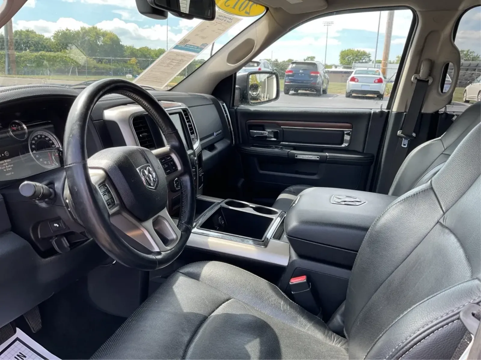 2015 Ram 1500 Laramie Crew Cab SWB 4WD (1C6RR7NT7FS) with an 5.7L V8 OHV 16V engine, 8-Speed Automatic transmission, located at 1951 S Dayton Lakeview Rd., New Carlisle, OH, 45344, (937) 908-9800, 39.890999, -84.050255 - **Unlock Your Weekend Adventures with the 2015 Ram 1500 Laramie Crew Cab 4WD at Jamestown Auto Sales!**<br /> <br /> Are you ready to elevate your lifestyle with a vehicle that combines power, comfort, and versatility? Look no further than this 2015 Ram 1500 Laramie Crew Cab SWB, the ultimate truck - Photo#9