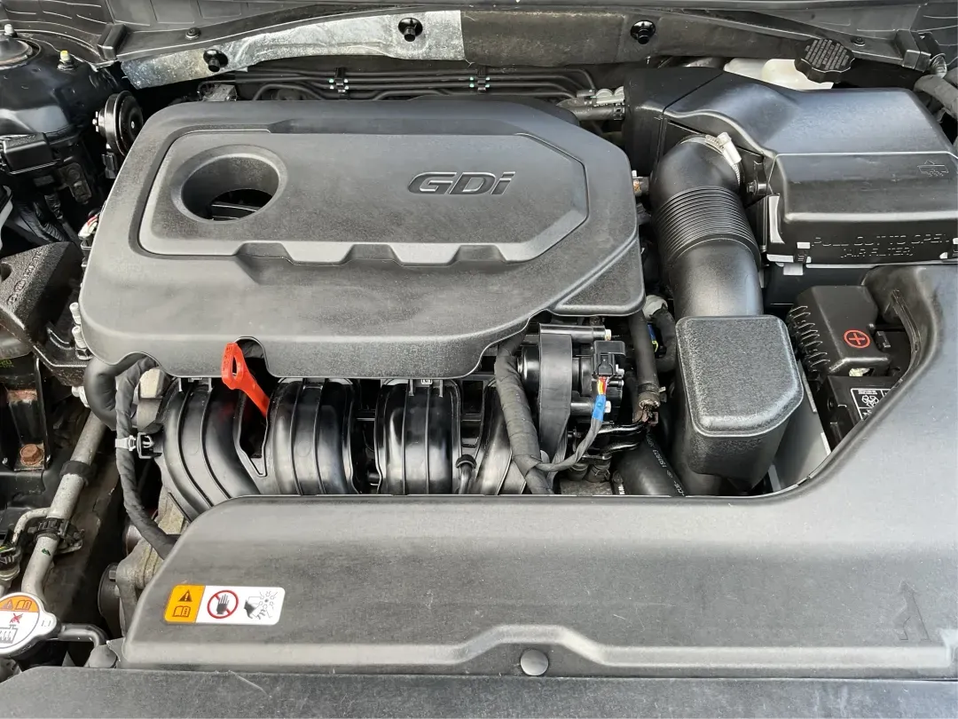 2016 Hyundai Sonata Sport (5NPE34AF2GH) with an 2.4L L4 DOHC 16V engine, 6-Speed Automatic transmission, located at 1099 N County Rd 25A , Troy, OH, 45373, (937) 908-9800, 40.057079, -84.212883 - ### Unlock Your Journey with the 2016 Hyundai Sonata Sport at Advantage Car and Credit - Fairborn<br /> <br /> Are you in the market for a vehicle that can effortlessly transition from daily commutes to weekend getaways? Look no further than the 2016 Hyundai Sonata Sport, available now at Advantage - Photo#11