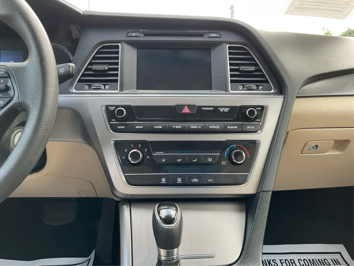 2016 Hyundai Sonata Sport (5NPE34AF2GH) with an 2.4L L4 DOHC 16V engine, 6-Speed Automatic transmission, located at 401 Woodman Dr, Riverside, OH, 45431, (937) 908-9800, 39.760899, -84.123421 - ### Unlock Your Journey with the 2016 Hyundai Sonata Sport at Advantage Car and Credit - Fairborn<br /> <br /> Are you in the market for a vehicle that can effortlessly transition from daily commutes to weekend getaways? Look no further than the 2016 Hyundai Sonata Sport, available now at Advantage - Photo#13