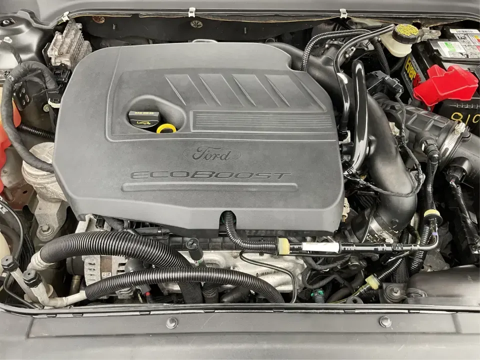 2016 Ford Fusion SE (3FA6P0HD1GR) with an 1.5L L4 DOHC 16V engine, 6-Speed Automatic transmission, located at 1099 N County Rd 25A , Troy, OH, 45373, (937) 908-9800, 40.057079, -84.212883 - **Experience Style and Comfort with the 2016 Ford Fusion SE at Advantage Car and Credit in Fairborn, OH!**<br /> <br /> Are you looking for a versatile sedan that fits seamlessly into your busy lifestyle? Whether you're a commuter tackling daily traffic, a growing family seeking comfort on the road, - Photo#11