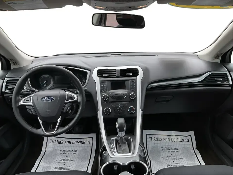 2016 Ford Fusion SE (3FA6P0HD1GR) with an 1.5L L4 DOHC 16V engine, 6-Speed Automatic transmission, located at 1230 East Main St, Xenia, OH, 45385, (937) 908-9800, 39.688026, -83.910172 - **Experience Style and Comfort with the 2016 Ford Fusion SE at Advantage Car and Credit in Fairborn, OH!**<br /> <br /> Are you looking for a versatile sedan that fits seamlessly into your busy lifestyle? Whether you're a commuter tackling daily traffic, a growing family seeking comfort on the road, - Photo#21