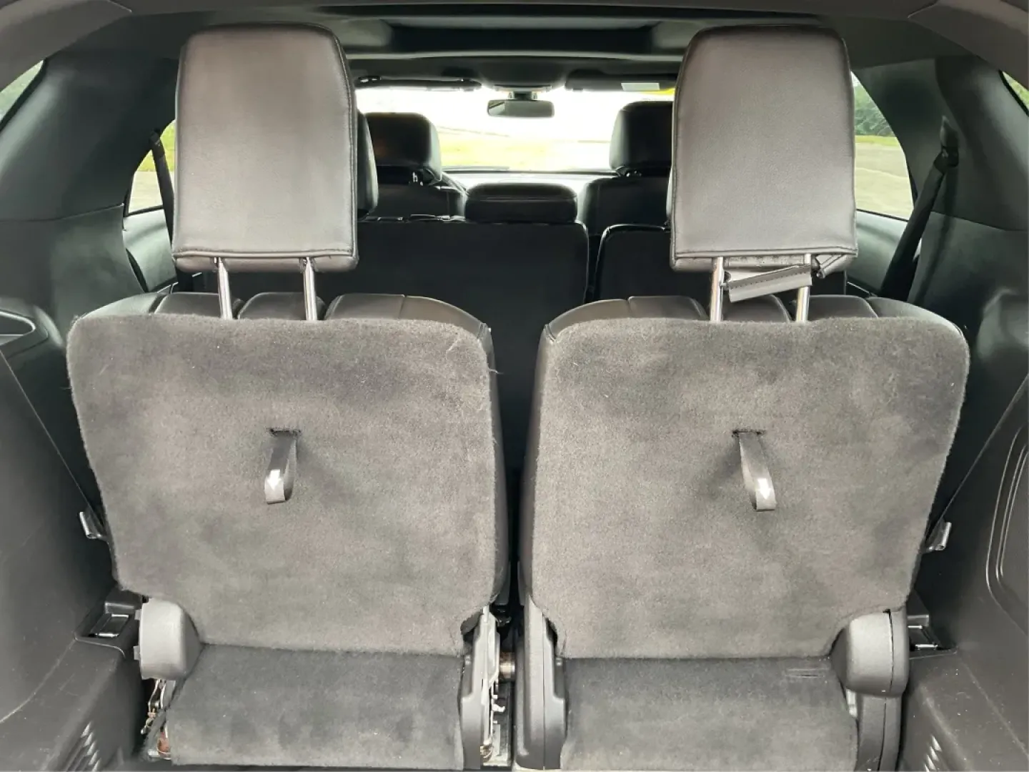 2015 Ford Explorer Limited (1FM5K8F84FG) with an 3.5L V-6 DOHC engine, located at 8750 N County Rd 25A, Piqua, OH, 45356, (937) 908-9800, 40.164391, -84.232513 - **Adventure Awaits in the 2015 Ford Explorer Limited at Advantage Car and Credit - Piqua!**<br /> <br /> Whether you're a growing family in need of a spacious vehicle or an adventurous spirit looking for the perfect road trip companion, this 2015 Ford Explorer Limited is ready to elevate your lifest - Photo#12