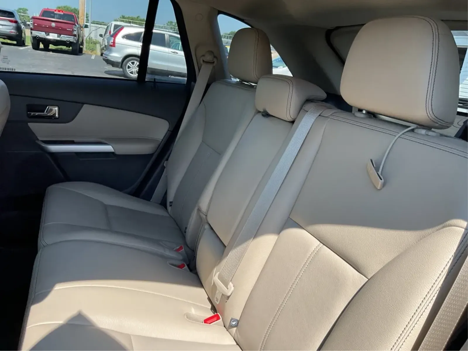 2014 Ford Edge SEL (2FMDK3JC3EB) with an Other engine, located at 1230 East Main St, Xenia, OH, 45385, (937) 908-9800, 39.688026, -83.910172 - ### Discover Your New Adventure Vehicle at Advantage Car and Credit!<br /> <br /> Are you ready to elevate your daily drive or embark on weekend adventures with your loved ones? The 2014 Ford Edge SEL is designed for those who crave a blend of comfort, versatility, and style. With ample space for fa - Photo#10