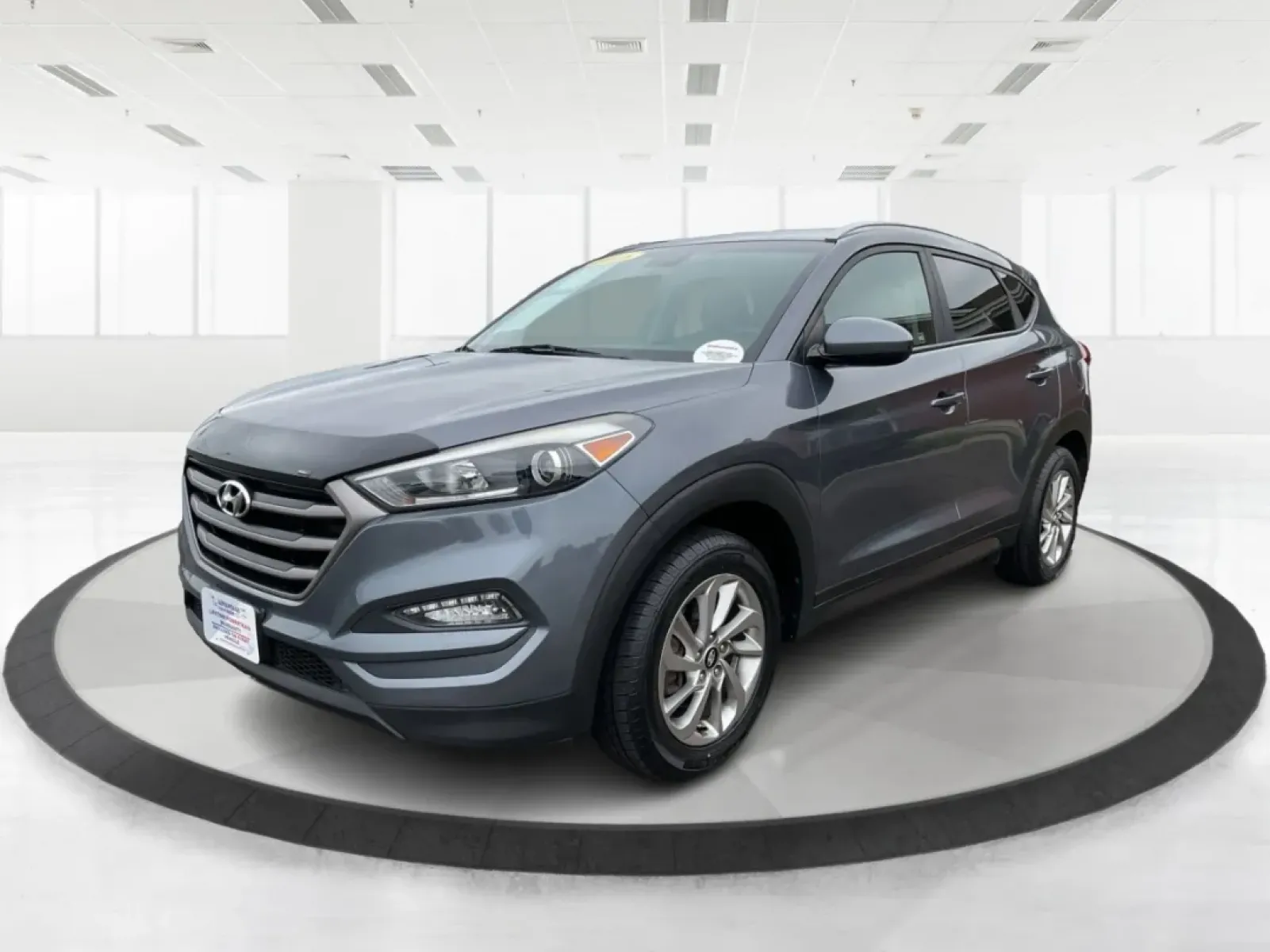 2016 Hyundai Tucson SE (KM8J3CA43GU) with an Nu 2L I-4 gasoline direct injection engine, located at 8750 N County Rd 25A, Piqua, OH, 45356, (937) 908-9800, 40.164391, -84.232513 - **Elevate Your Daily Drive with the 2016 Hyundai Tucson SE Perfect for Your Active Lifestyle!**<br /> <br /> Are you in search of a reliable vehicle that fits your busy lifestyle? The 2016 Hyundai Tucson SE, available now at Advantage Car and Credit in Piqua, OH, is the ultimate SUV for those on th - Photo#8