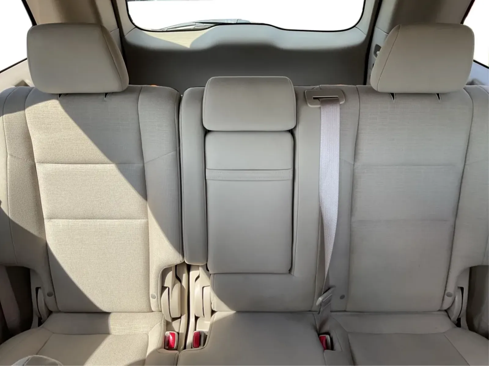 2015 Jeep Grand Cherokee Laredo (1C4RJFAG3FC) with an 3.6L V-6 DOHC engine, located at 4508 South Dixie Dr, Moraine, OH, 45439, (937) 908-9800, 39.689976, -84.218452 - **Adventure Awaits with This 2015 Jeep Grand Cherokee Laredo! Perfect for Families and Explorers Alike!**<br /> <br /> Are you ready to elevate your lifestyle with a vehicle that blends rugged capability with everyday comfort? Look no further than this stunning 2015 Jeep Grand Cherokee Laredo, perfe - Photo#14
