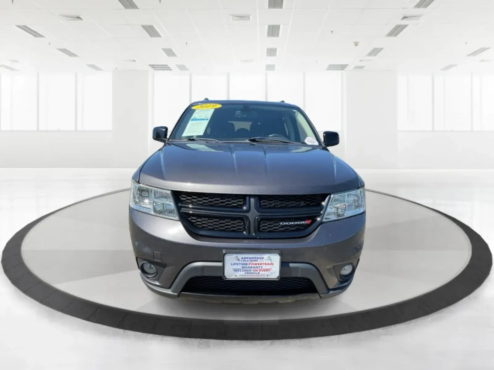 2019 Dodge Journey SE (3C4PDCBB0KT) with an Other engine, located at 880 E. National Road, Vandalia, OH, 45377, (937) 908-9800, 39.891918, -84.183594 - ### Discover Your Next Adventure with the 2019 Dodge Journey SE Perfect for Growing Families!<br /> <br /> Are you looking for a reliable and spacious SUV that can accommodate your family's needs and adventures? Look no further than this 2019 Dodge Journey SE, now available at Advantage Car and Cre - Photo#5