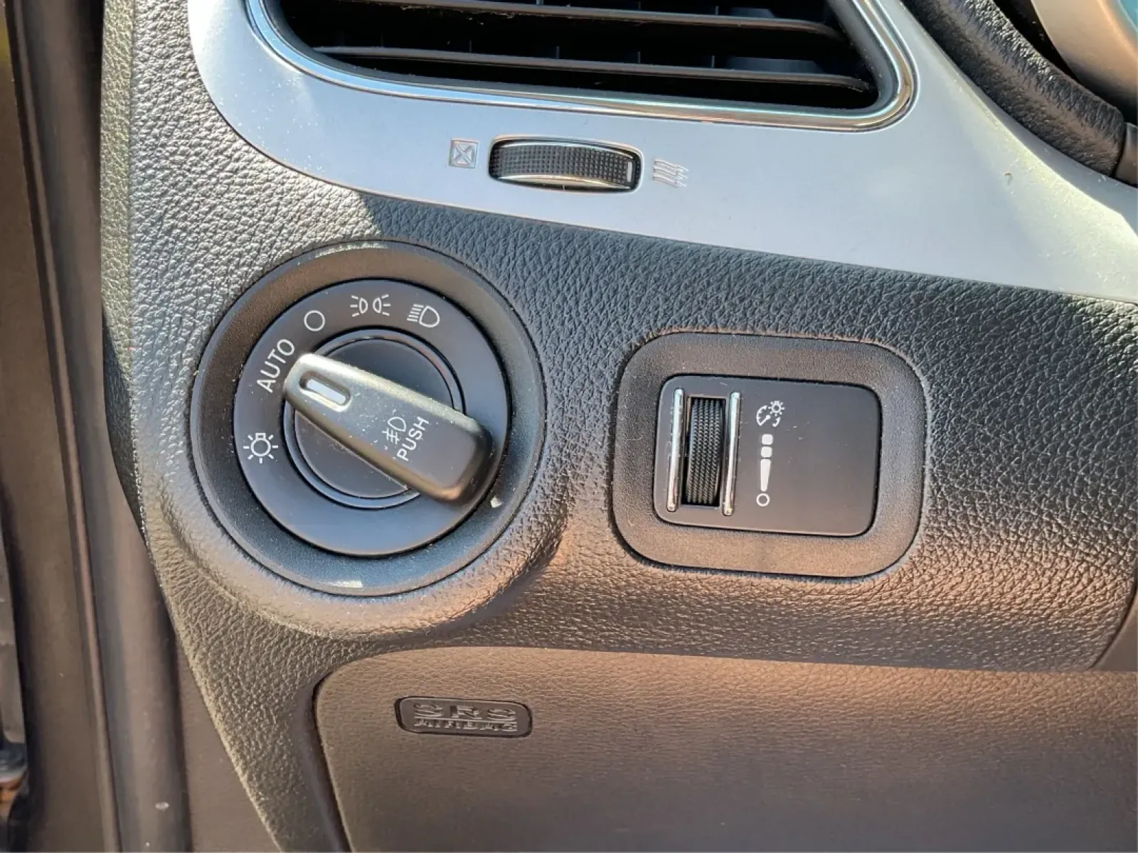 2019 Dodge Journey SE (3C4PDCBB0KT) with an Other engine, located at 880 E. National Road, Vandalia, OH, 45377, (937) 908-9800, 39.891918, -84.183594 - ### Discover Your Next Adventure with the 2019 Dodge Journey SE Perfect for Growing Families!<br /> <br /> Are you looking for a reliable and spacious SUV that can accommodate your family's needs and adventures? Look no further than this 2019 Dodge Journey SE, now available at Advantage Car and Cre - Photo#16