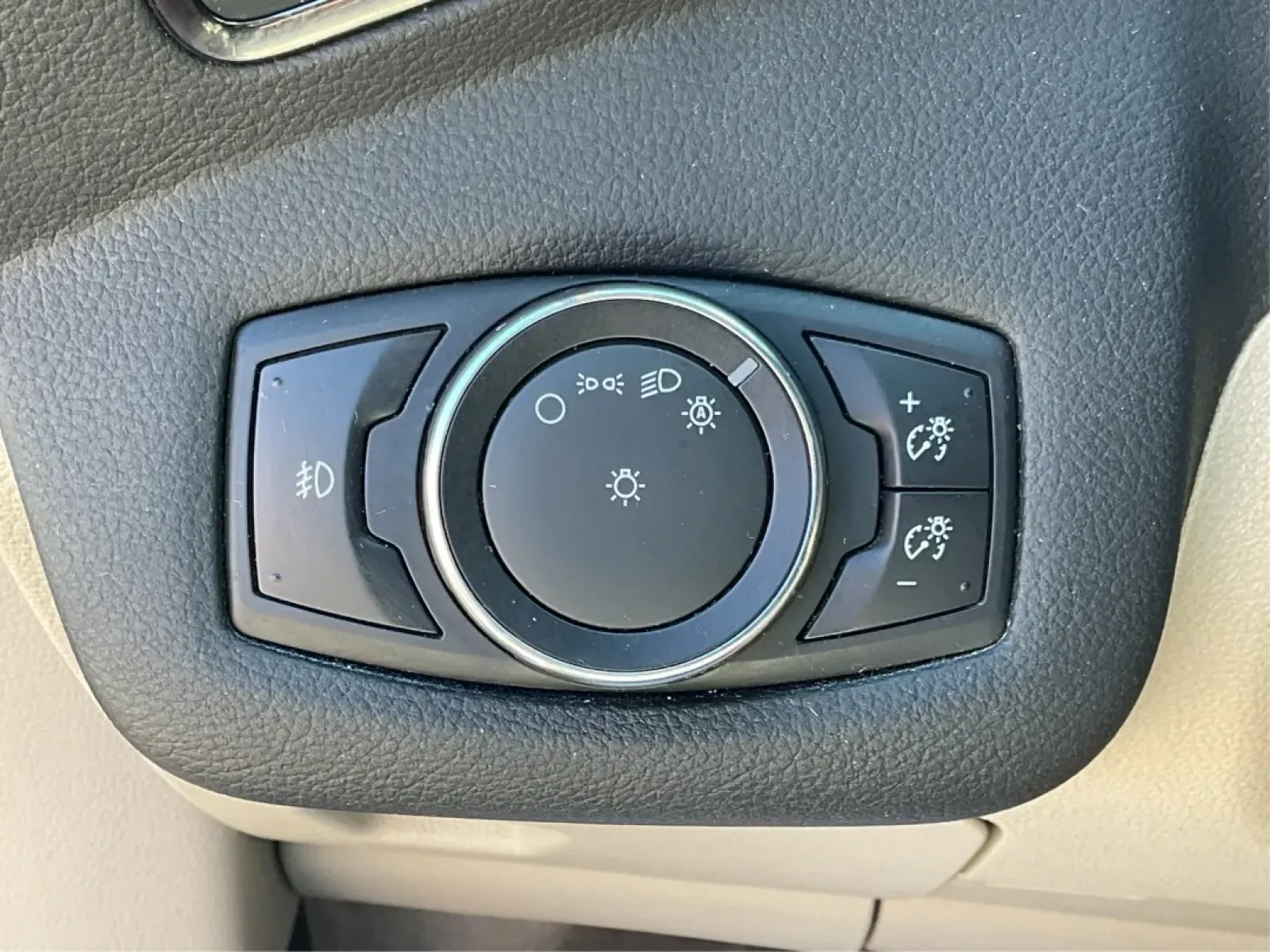 2014 Ford Escape Titanium (1FMCU9J91EU) with an Other engine, located at 1230 East Main St, Xenia, OH, 45385, (937) 908-9800, 39.688026, -83.910172 - **Explore the Open Road with Confidence in This 2014 Ford Escape Titanium!**<br /> <br /> Are you ready to elevate your adventures with a reliable SUV that meets the diverse needs of your lifestyle? The 2014 Ford Escape Titanium is the ideal vehicle for families, commuters, and weekend warriors alik - Photo#17