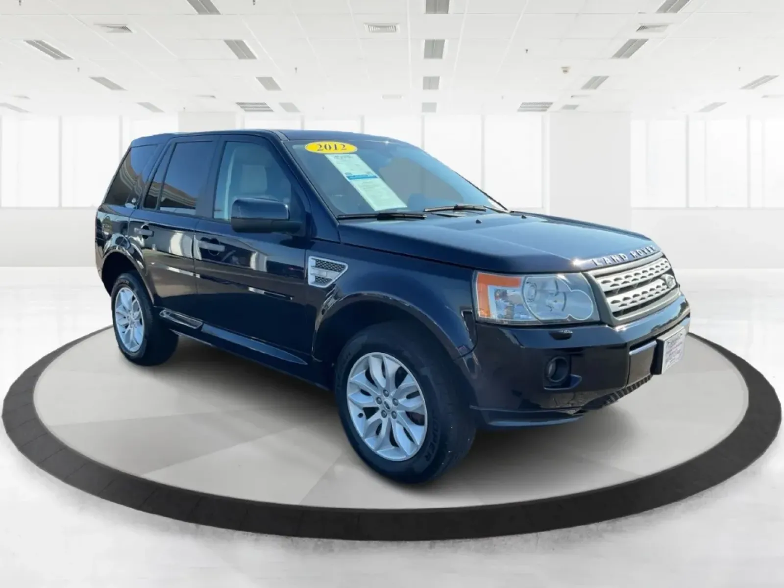 2012 Land Rover LR2 HSE (SALFR2BN8CH) with an Other engine, located at 8750 N County Rd 25A, Piqua, OH, 45356, (937) 908-9800, 40.164391, -84.232513 - **Adventure Awaits with the 2012 Land Rover LR2 HSE at Advantage Car and Credit - Piqua!**<br /> <br /> Are you ready to elevate your driving experience? Whether you're navigating the bustling streets of downtown Piqua or heading out for a weekend adventure in the stunning Ohio countryside, the 2012 - Photo#0
