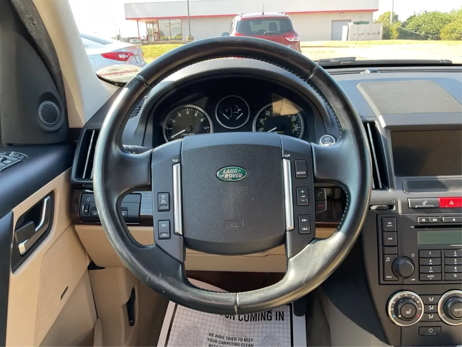 2012 Land Rover LR2 HSE (SALFR2BN8CH) with an Other engine, located at 8750 N County Rd 25A, Piqua, OH, 45356, (937) 908-9800, 40.164391, -84.232513 - **Adventure Awaits with the 2012 Land Rover LR2 HSE at Advantage Car and Credit - Piqua!**<br /> <br /> Are you ready to elevate your driving experience? Whether you're navigating the bustling streets of downtown Piqua or heading out for a weekend adventure in the stunning Ohio countryside, the 2012 - Photo#16