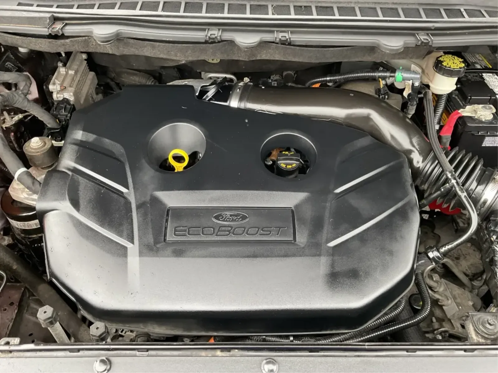 2016 Ford Edge SEL (2FMPK4J92GB) with an Other engine, located at 1184 Kauffman Ave, Fairborn, OH, 45324, (937) 908-9800, 39.807072, -84.030914 - Discover the perfect blend of comfort, style, and functionality with the 2016 Ford Edge SEL, available now at Advantage Car and Credit in Fairborn, OH. Whether you're a growing family in need of extra space, a commuter seeking reliability, or a weekend adventurer ready to explore, this SUV is design - Photo#11