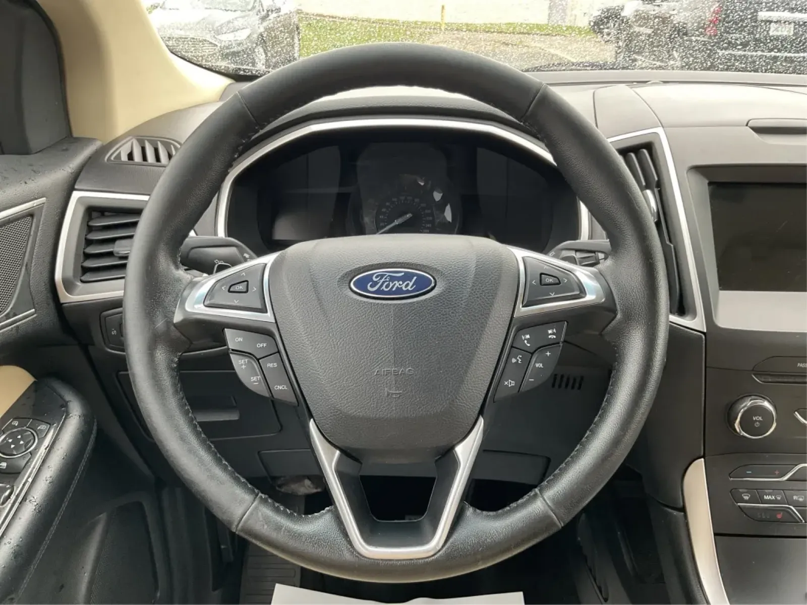 2016 Ford Edge SEL (2FMPK4J92GB) with an Other engine, located at 1184 Kauffman Ave, Fairborn, OH, 45324, (937) 908-9800, 39.807072, -84.030914 - Discover the perfect blend of comfort, style, and functionality with the 2016 Ford Edge SEL, available now at Advantage Car and Credit in Fairborn, OH. Whether you're a growing family in need of extra space, a commuter seeking reliability, or a weekend adventurer ready to explore, this SUV is design - Photo#16