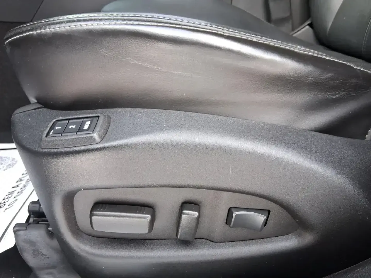 2014 Cadillac SRX Performance Collection (3GYFNCE38ES) with an 3.6L V-6 gasoline direct injection engine, 6-Speed Automatic transmission, located at 1099 N County Rd 25A , Troy, OH, 45373, (937) 908-9800, 40.057079, -84.212883 - **Experience Luxury and Versatility with the 2014 Cadillac SRX Performance Collection at Advantage Car and Credit - Riverside!**<br /> <br /> Are you in search of a vehicle that accommodates both your daily commutes and weekend adventures while ensuring you travel in style? Look no further than the - Photo#18