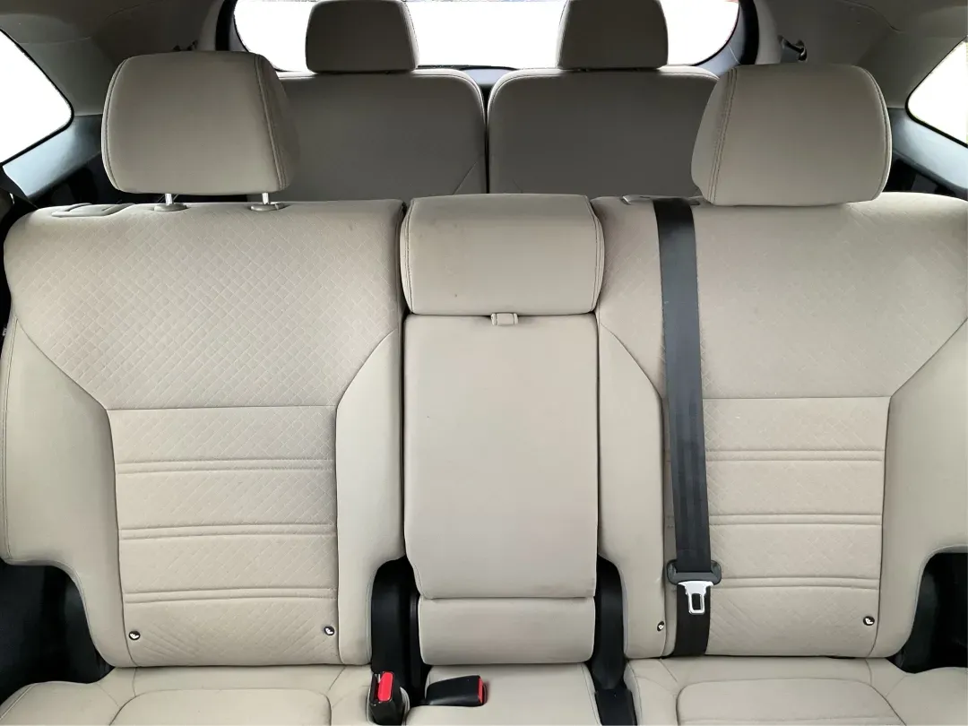 2018 Kia Sorento 2.4L LX (5XYPGDA30JG) with an 2.4L I-4 gasoline direct injection engine, located at 1230 East Main St, Xenia, OH, 45385, (937) 908-9800, 39.688026, -83.910172 - **Explore the Open Road in Style with the 2018 Kia Sorento - Perfect for Every Family Adventure!**<br /> <br /> Are you ready for your next family road trip or weekend getaway? The 2018 Kia Sorento is the SUV that will elevate your lifestyle and ensure every journey is memorable. With its spacious i - Photo#14