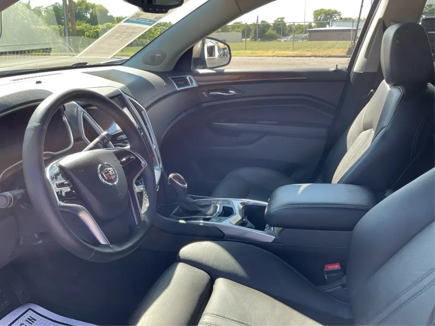 2014 Cadillac SRX Luxury Collection (3GYFNBE30ES) with an 3.6L V-6 gasoline direct injection engine, located at 8750 N County Rd 25A, Piqua, OH, 45356, (937) 908-9800, 40.164391, -84.232513 - ### Experience Luxury and Versatility with the 2014 Cadillac SRX Luxury Collection at Advantage Car and Credit - Fairborn!<br /> <br /> Are you in search of the perfect vehicle to elevate your lifestyle? Whether you're a growing family needing a spacious ride, a commuter looking for comfort during l - Photo#9