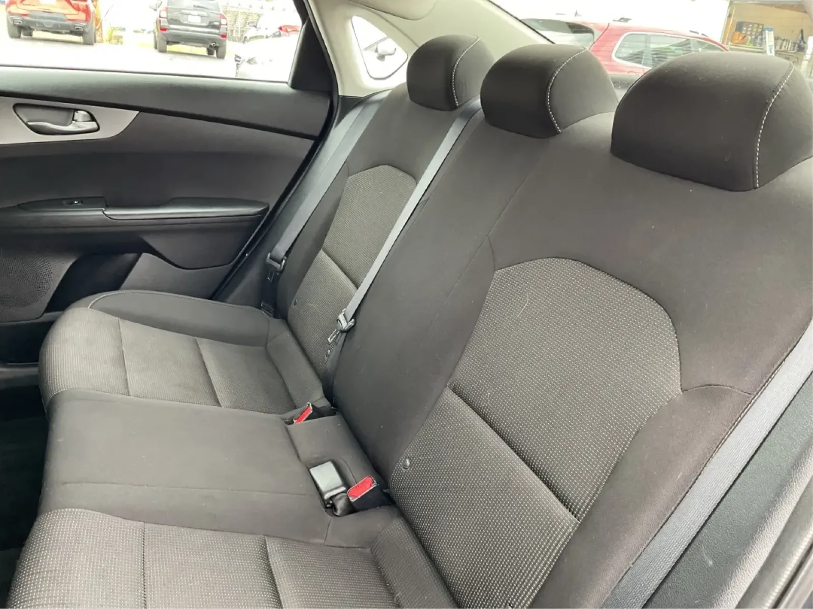 2021 Kia Forte FE (3KPF24AD5ME) with an 2L I-4 DOHC engine, located at 8750 N County Rd 25A, Piqua, OH, 45356, (937) 908-9800, 40.164391, -84.232513 - **Discover Your Next Adventure with the 2021 Kia Forte at Advantage Car and Credit!**<br /> <br /> Are you in the market for a reliable sedan that effortlessly combines style and functionality? Look no further than our stunning 2021 Kia Forte, available now at Advantage Car and Credit in Fairborn, O - Photo#10