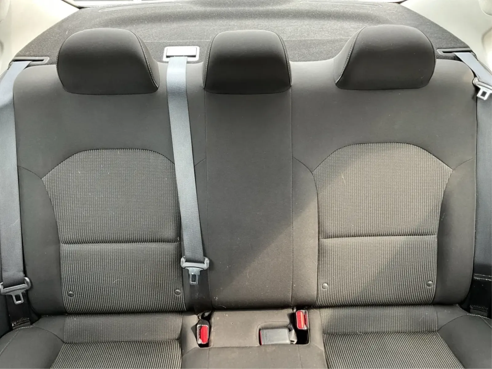 2021 Kia Forte FE (3KPF24AD5ME) with an 2L I-4 DOHC engine, located at 8750 N County Rd 25A, Piqua, OH, 45356, (937) 908-9800, 40.164391, -84.232513 - **Discover Your Next Adventure with the 2021 Kia Forte at Advantage Car and Credit!**<br /> <br /> Are you in the market for a reliable sedan that effortlessly combines style and functionality? Look no further than our stunning 2021 Kia Forte, available now at Advantage Car and Credit in Fairborn, O - Photo#13