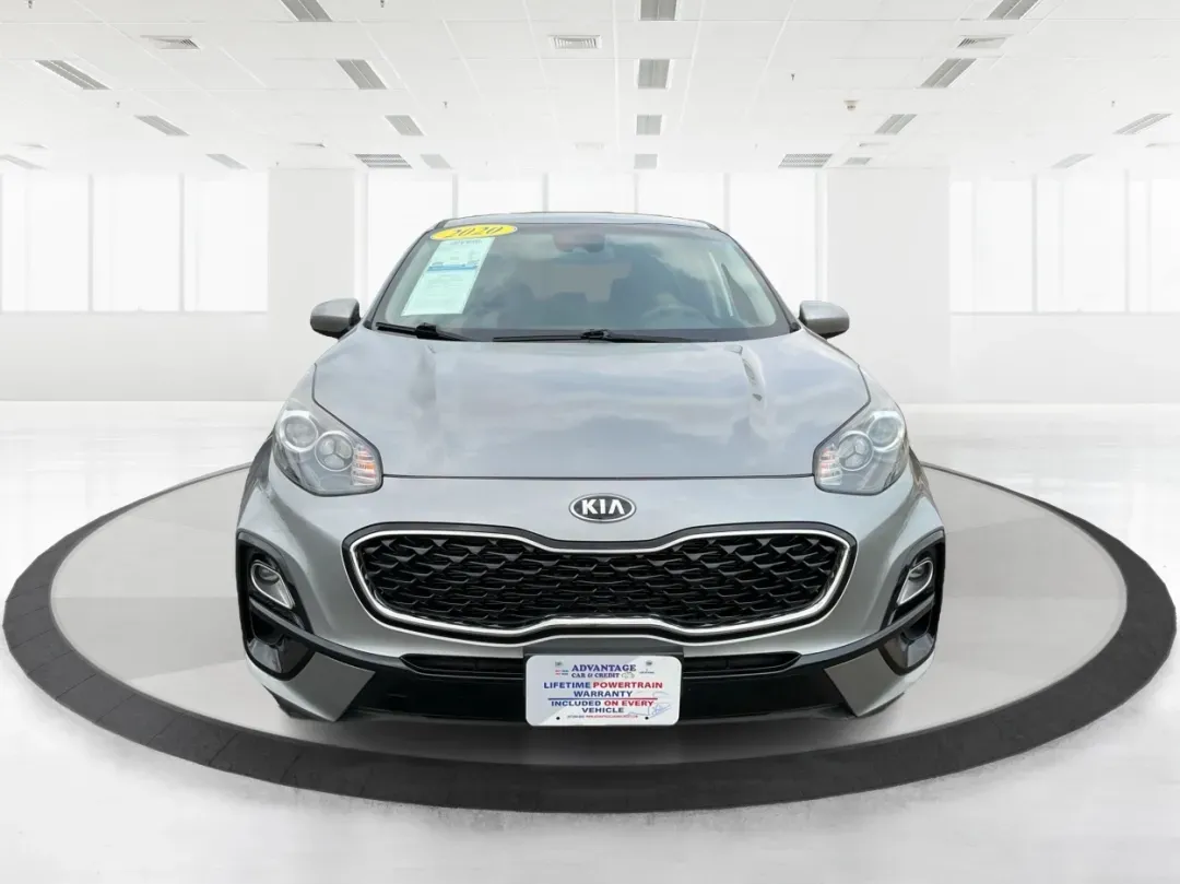 2020 Kia Sportage LX (KNDPMCAC7L7) with an Theta II 2.4L I-4 gasoline direct injection engine, located at 1951 S Dayton Lakeview Rd., New Carlisle, OH, 45344, (937) 908-9800, 39.890999, -84.050255 - **Adventure Awaits with the 2020 Kia Sportage LX Your Perfect Crossover Companion!**<br /> <br /> Are you ready to elevate your daily commutes or embark on unforgettable road trips with your family? Look no further! At Advantage Car and Credit in Fairborn, OH, we proudly present this stylish 2020 K - Photo#7