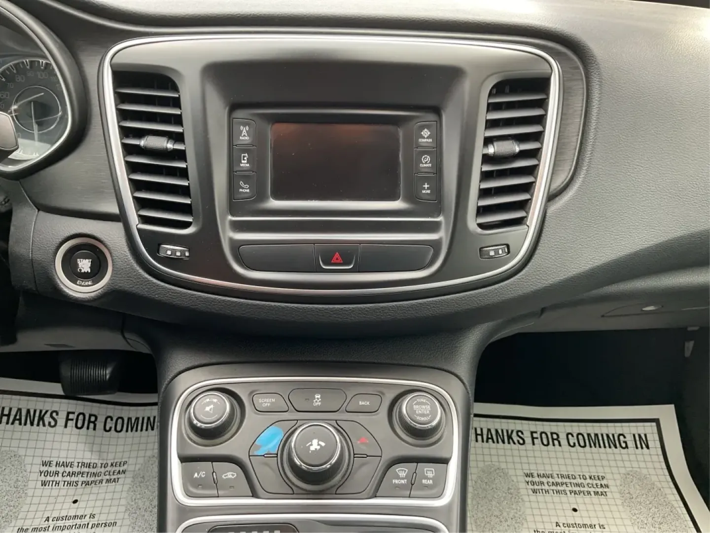 2015 Chrysler 200 Limited (1C3CCCAB9FN) with an 3.6L V-6 DOHC engine, located at 1230 East Main St, Xenia, OH, 45385, (937) 908-9800, 39.688026, -83.910172 - **Experience Comfort and Style with the 2015 Chrysler 200 Limited at Advantage Car and Credit**<br /> <br /> Are you in the market for a dependable sedan that suits both your daily commute and weekend adventures? Look no further! The 2015 Chrysler 200 Limited is the perfect blend of style, performan - Photo#13