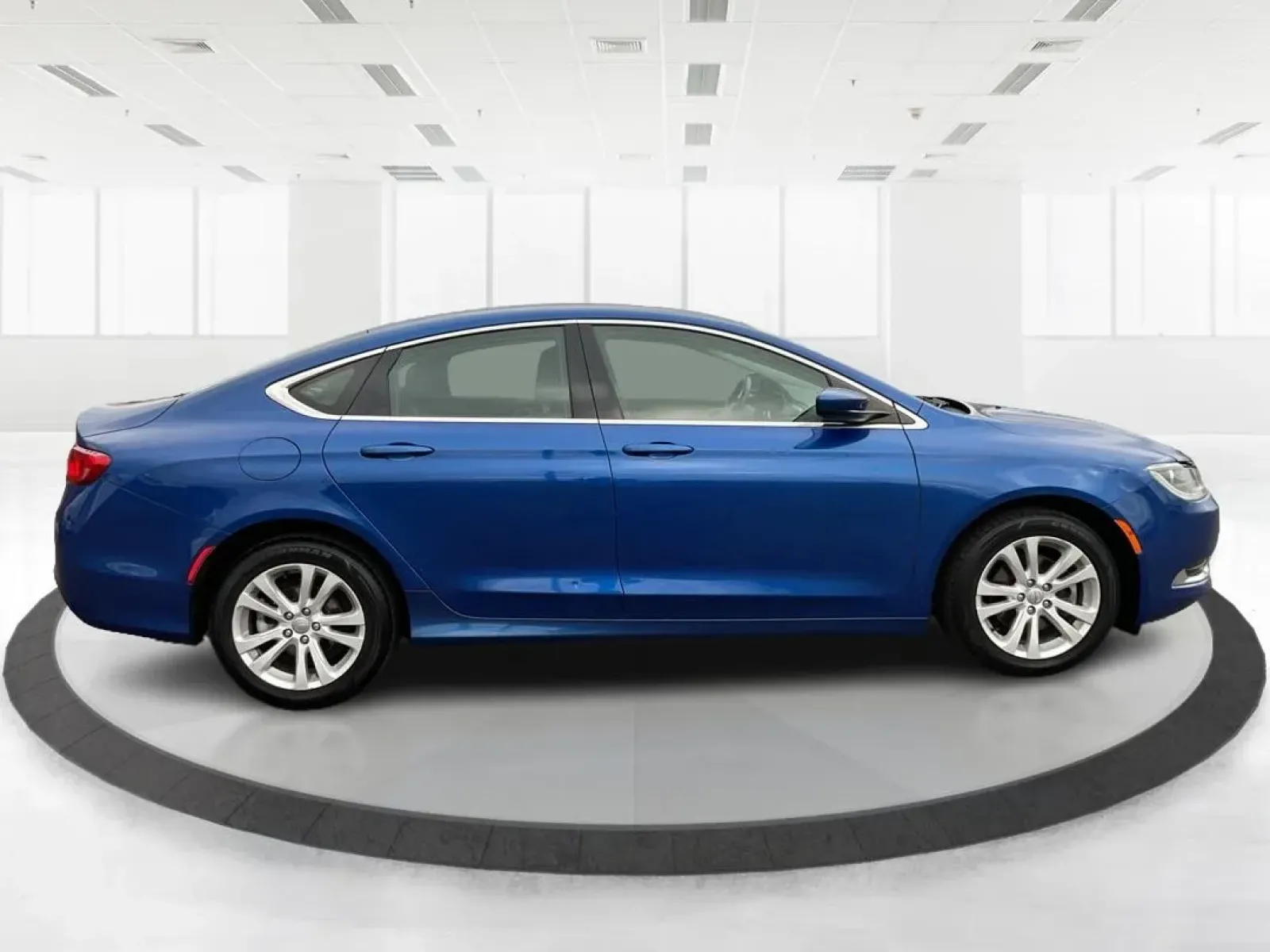 2015 Chrysler 200 Limited (1C3CCCAB9FN) with an 3.6L V-6 DOHC engine, located at 4508 South Dixie Dr, Moraine, OH, 45439, (937) 908-9800, 39.689976, -84.218452 - **Experience Comfort and Style with the 2015 Chrysler 200 Limited at Advantage Car and Credit**<br /> <br /> Are you in the market for a dependable sedan that suits both your daily commute and weekend adventures? Look no further! The 2015 Chrysler 200 Limited is the perfect blend of style, performan - Photo#1