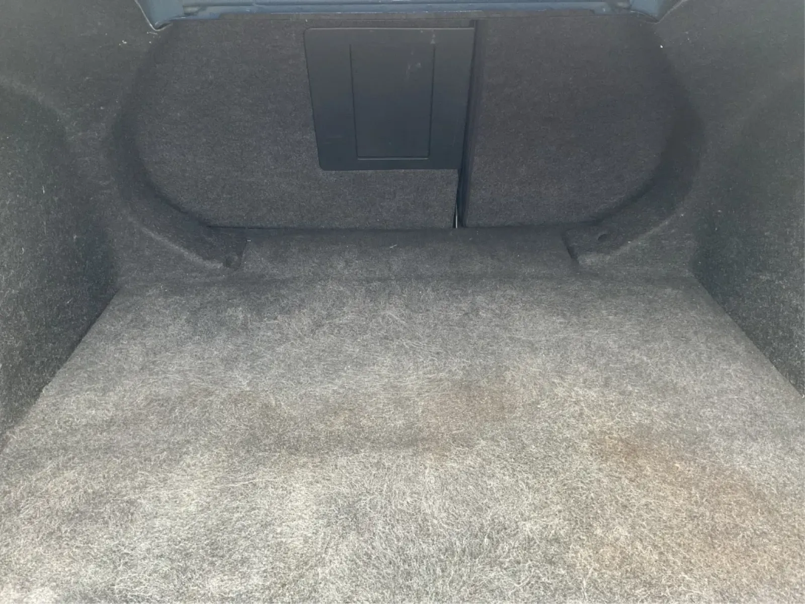 2015 Chrysler 200 Limited (1C3CCCAB9FN) with an 3.6L V-6 DOHC engine, located at 4508 South Dixie Dr, Moraine, OH, 45439, (937) 908-9800, 39.689976, -84.218452 - **Experience Comfort and Style with the 2015 Chrysler 200 Limited at Advantage Car and Credit**<br /> <br /> Are you in the market for a dependable sedan that suits both your daily commute and weekend adventures? Look no further! The 2015 Chrysler 200 Limited is the perfect blend of style, performan - Photo#12