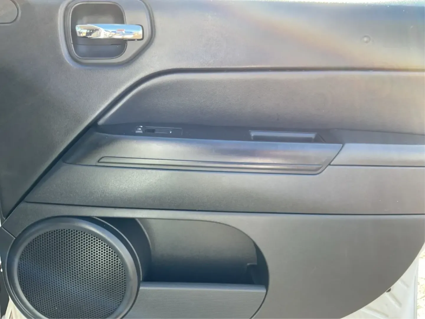 2016 Jeep Patriot Sport (1C4NJPBA0GD) with an Other engine, located at 401 Woodman Dr, Riverside, OH, 45431, (937) 908-9800, 39.760899, -84.123421 - **Unleash Your Adventurous Spirit with This 2016 Jeep Patriot Sport!**<br /> <br /> Are you looking for the perfect vehicle to elevate your weekend adventures or a reliable daily commuter? Look no further than this **2016 Jeep Patriot Sport**, now available at **Advantage Car and Credit - Xenia**. N - Photo#18