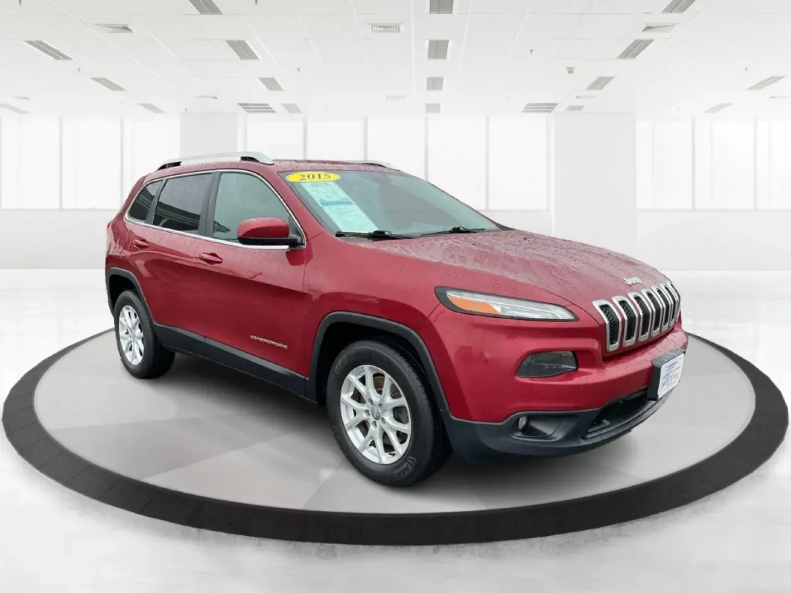 2015 Jeep Cherokee Latitude (1C4PJMCB4FW) with an Other engine, located at 1230 East Main St, Xenia, OH, 45385, (937) 908-9800, 39.688026, -83.910172 - **Adventure Awaits: 2015 Jeep Cherokee Latitude in Stunning Deep Cherry Red!**<br /> <br /> If you seek a versatile vehicle that effortlessly adapts to your lifestyle, look no further than this 2015 Jeep Cherokee Latitude, perfect for families, commuters, or anyone with a spirit for adventure. With - Photo#0