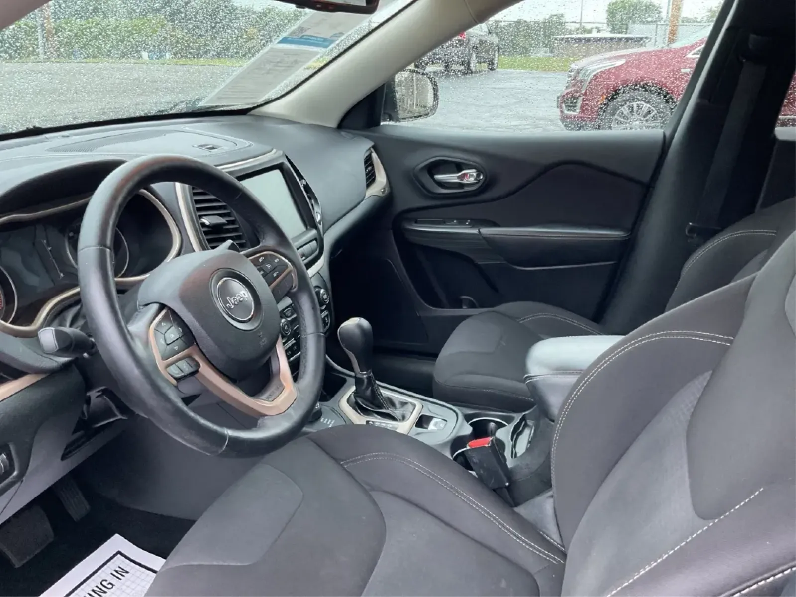 2015 Jeep Cherokee Latitude (1C4PJMCB4FW) with an Other engine, located at 1230 East Main St, Xenia, OH, 45385, (937) 908-9800, 39.688026, -83.910172 - **Adventure Awaits: 2015 Jeep Cherokee Latitude in Stunning Deep Cherry Red!**<br /> <br /> If you seek a versatile vehicle that effortlessly adapts to your lifestyle, look no further than this 2015 Jeep Cherokee Latitude, perfect for families, commuters, or anyone with a spirit for adventure. With - Photo#9
