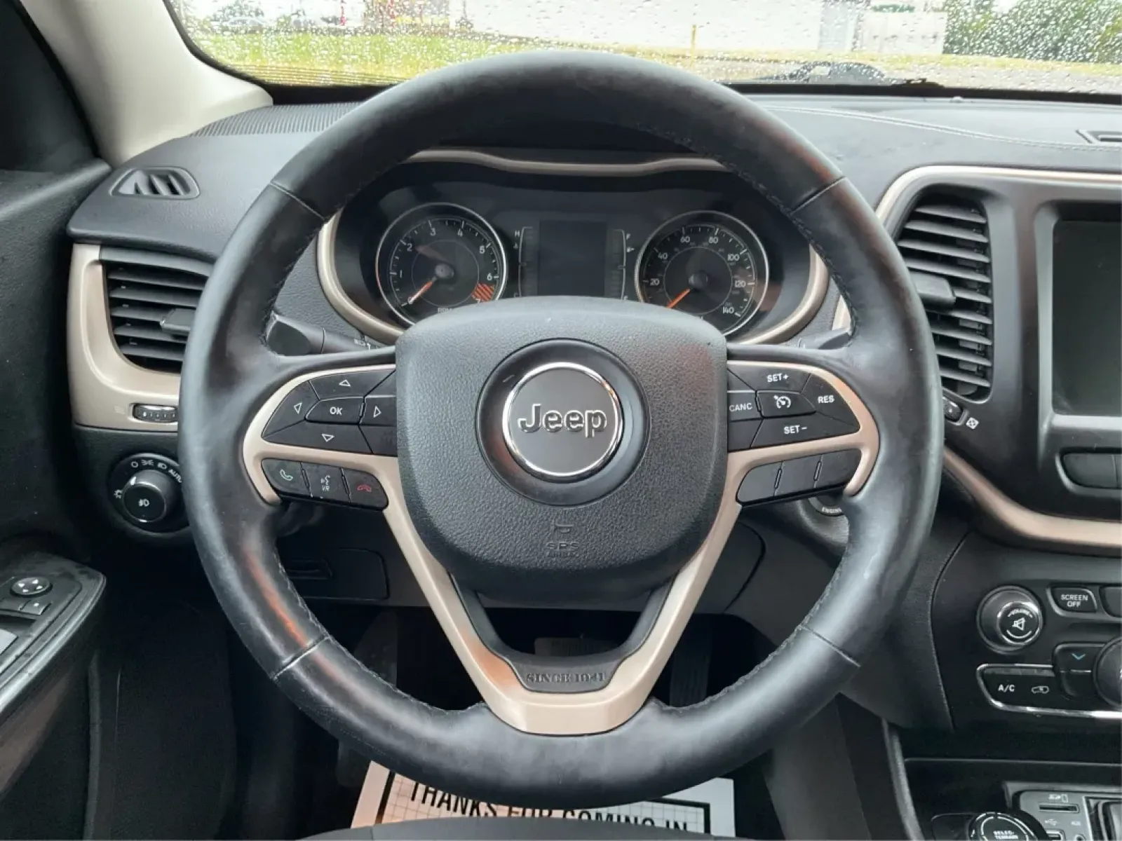 2015 Jeep Cherokee Latitude (1C4PJMCB4FW) with an Other engine, located at 1230 East Main St, Xenia, OH, 45385, (937) 908-9800, 39.688026, -83.910172 - **Adventure Awaits: 2015 Jeep Cherokee Latitude in Stunning Deep Cherry Red!**<br /> <br /> If you seek a versatile vehicle that effortlessly adapts to your lifestyle, look no further than this 2015 Jeep Cherokee Latitude, perfect for families, commuters, or anyone with a spirit for adventure. With - Photo#16