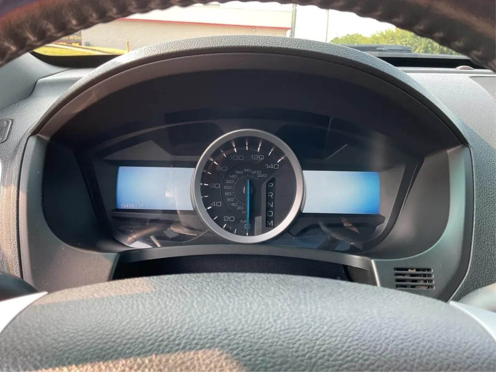 2015 Ford Explorer Limited (1FM5K8F86FG) with an 3.5L V-6 DOHC engine, located at 1230 East Main St, Xenia, OH, 45385, (937) 908-9800, 39.688026, -83.910172 - **Explore Your Next Adventure with the 2015 Ford Explorer Limited at Jamestown Auto Sales!**<br /> <br /> If you're seeking a versatile vehicle that meets the demands of your active lifestyle, look no further than the 2015 Ford Explorer Limited, available now at Jamestown Auto Sales in Xenia, OH. Th - Photo#15