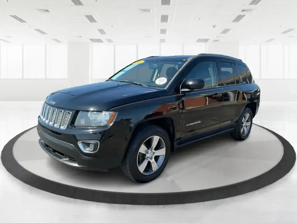 2016 Jeep Compass High Altitude Edition (1C4NJCEA0GD) with an 2L I-4 DOHC engine, CVT transmission, located at 8750 N County Rd 25A, Piqua, OH, 45356, (937) 908-9800, 40.164391, -84.232513 - Experience the thrill of adventure with the 2016 Jeep Compass High Altitude Edition, a versatile SUV designed for those who crave both comfort and capability. Whether you're a growing family seeking reliable transportation, a commuter navigating Riverside's bustling streets, or simply someone who en - Photo#8