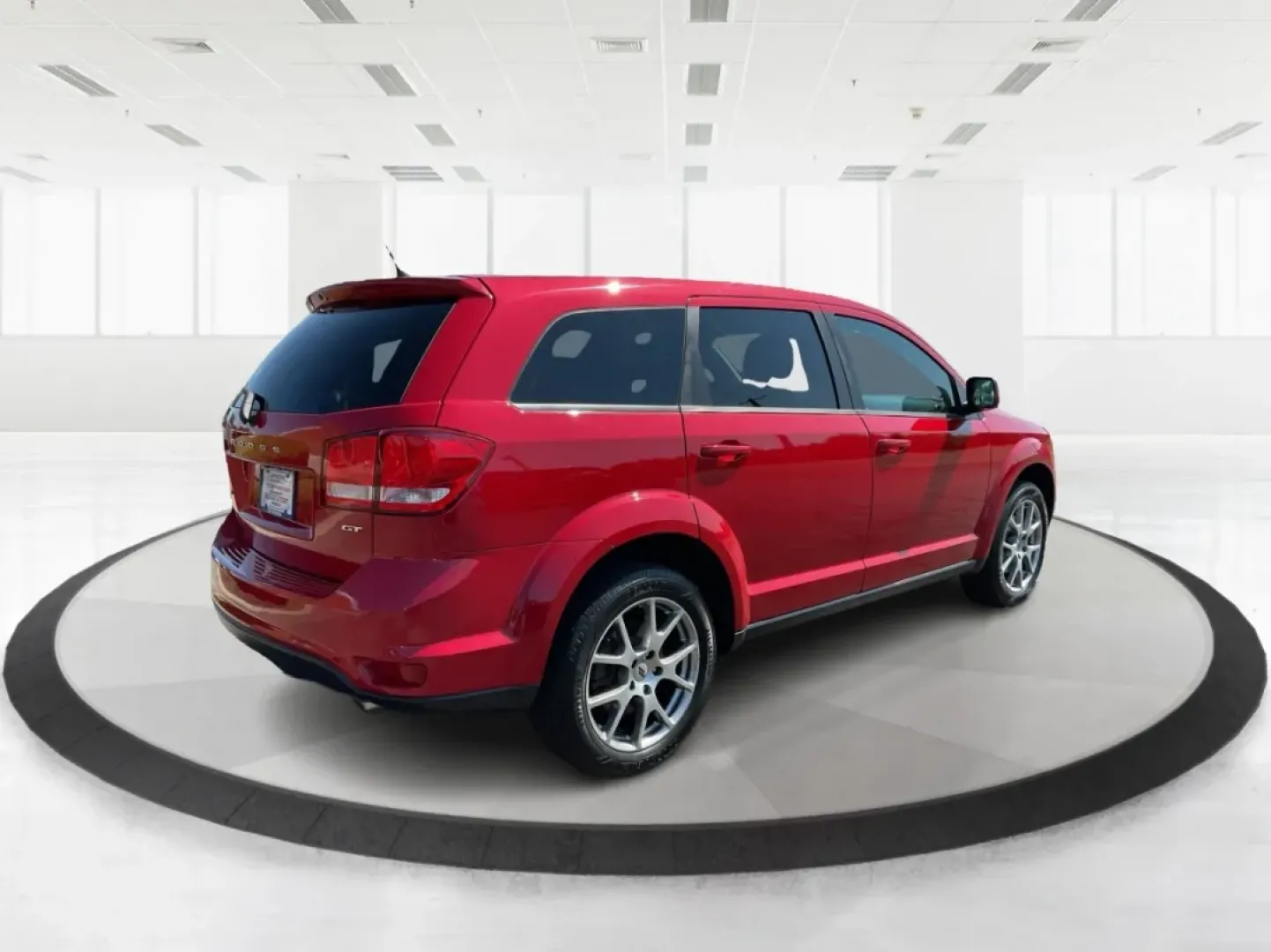 2018 Dodge Journey GT AWD (3C4PDDEG1JT) with an Pentastar 3.6L V-6 DOHC engine, located at 880 E. National Road, Vandalia, OH, 45377, (937) 908-9800, 39.891918, -84.183594 - **Embrace Your Next Adventure with the 2018 Dodge Journey GT AWD!** <br /> <br /> Looking for a versatile vehicle that effortlessly blends family comfort, weekend adventure capabilities, and everyday practicality? Look no further than this stunning 2018 Dodge Journey GT AWD, available now at Advanta - Photo#2