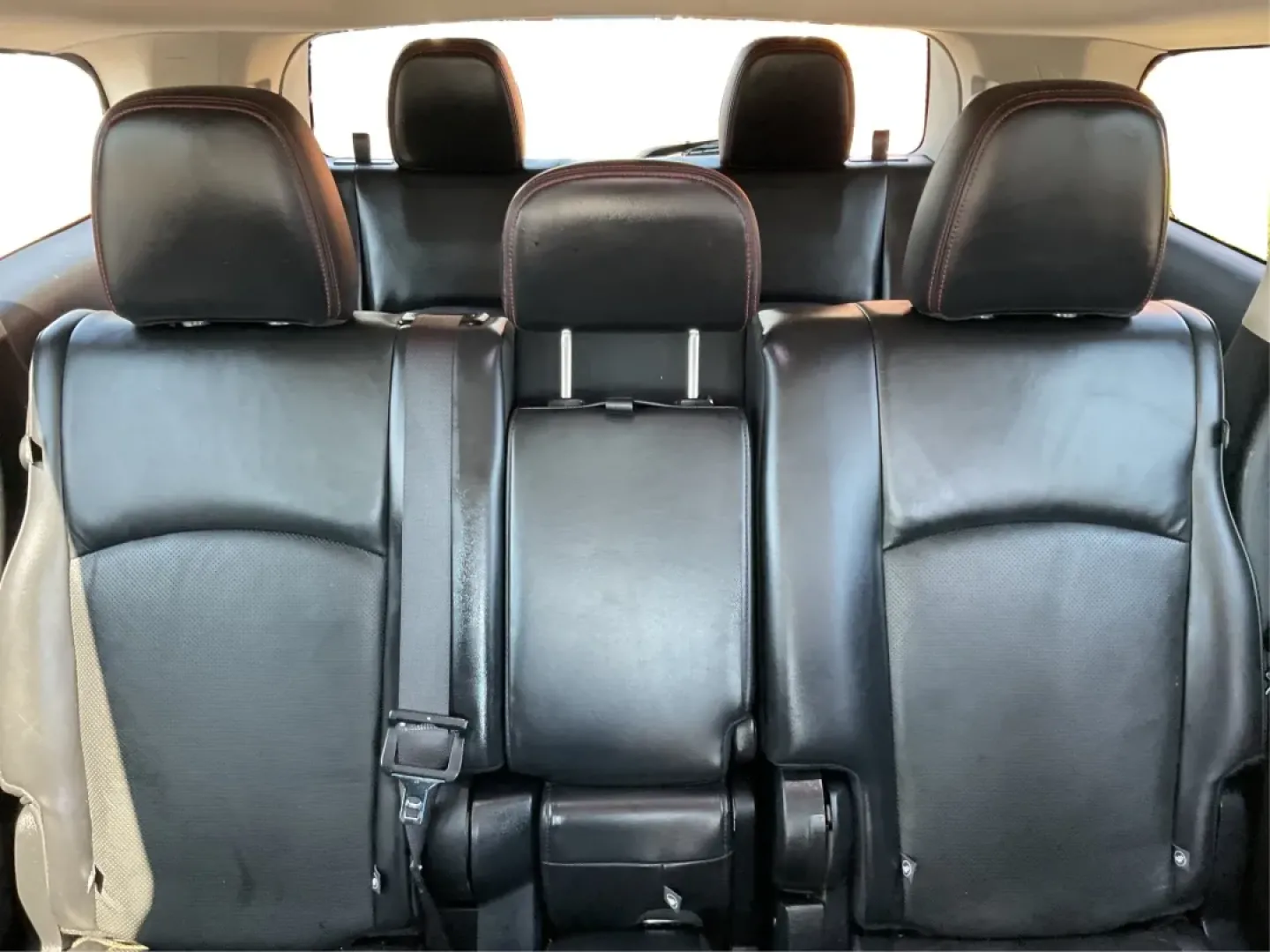 2018 Dodge Journey GT AWD (3C4PDDEG1JT) with an Pentastar 3.6L V-6 DOHC engine, located at 880 E. National Road, Vandalia, OH, 45377, (937) 908-9800, 39.891918, -84.183594 - **Embrace Your Next Adventure with the 2018 Dodge Journey GT AWD!** <br /> <br /> Looking for a versatile vehicle that effortlessly blends family comfort, weekend adventure capabilities, and everyday practicality? Look no further than this stunning 2018 Dodge Journey GT AWD, available now at Advanta - Photo#13