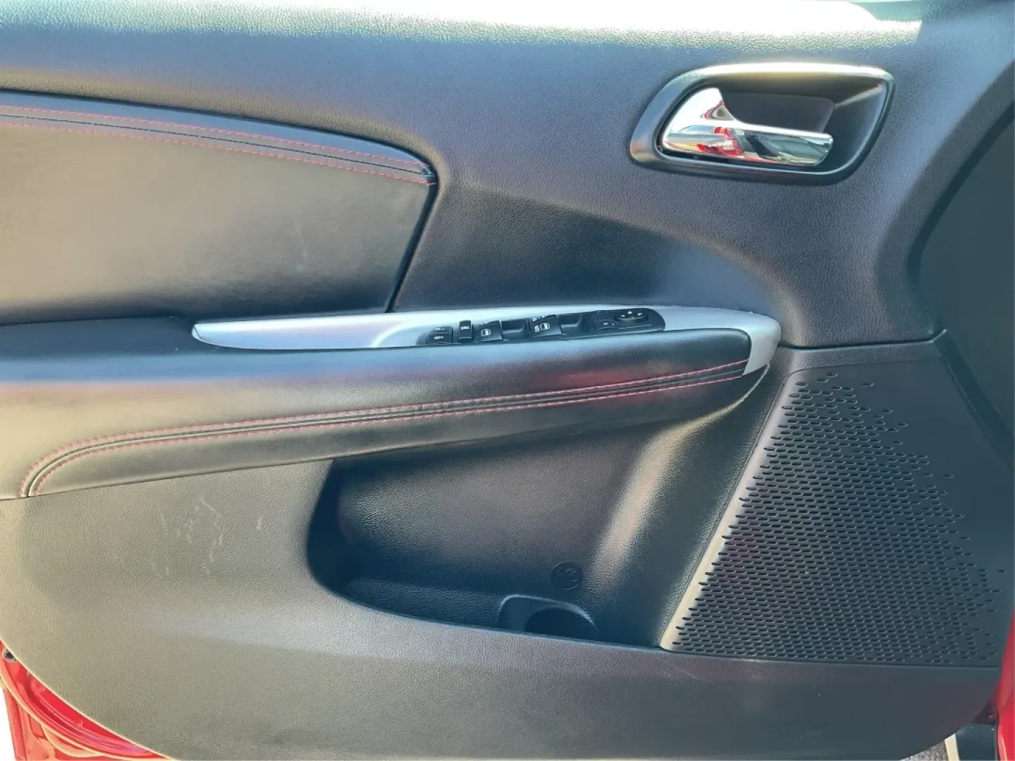 2018 Dodge Journey GT AWD (3C4PDDEG1JT) with an Pentastar 3.6L V-6 DOHC engine, located at 880 E. National Road, Vandalia, OH, 45377, (937) 908-9800, 39.891918, -84.183594 - **Embrace Your Next Adventure with the 2018 Dodge Journey GT AWD!** <br /> <br /> Looking for a versatile vehicle that effortlessly blends family comfort, weekend adventure capabilities, and everyday practicality? Look no further than this stunning 2018 Dodge Journey GT AWD, available now at Advanta - Photo#18