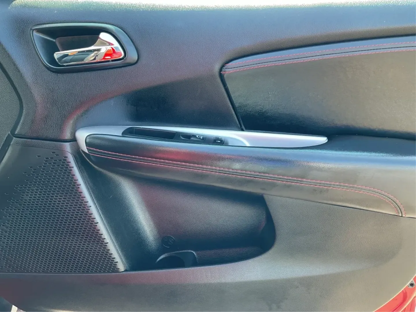 2018 Dodge Journey GT AWD (3C4PDDEG1JT) with an Pentastar 3.6L V-6 DOHC engine, located at 880 E. National Road, Vandalia, OH, 45377, (937) 908-9800, 39.891918, -84.183594 - **Embrace Your Next Adventure with the 2018 Dodge Journey GT AWD!** <br /> <br /> Looking for a versatile vehicle that effortlessly blends family comfort, weekend adventure capabilities, and everyday practicality? Look no further than this stunning 2018 Dodge Journey GT AWD, available now at Advanta - Photo#19