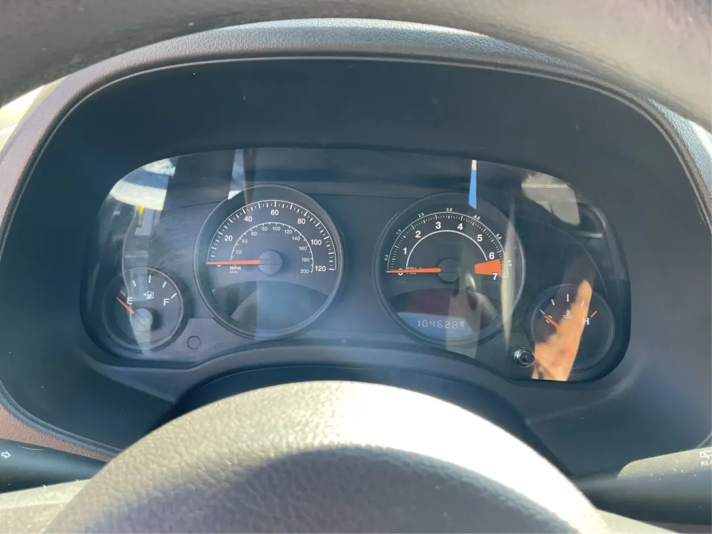 2015 Jeep Compass Altitude Edition (1C4NJCBA6FD) with an 2L I-4 DOHC engine, located at 1184 Kauffman Ave, Fairborn, OH, 45324, (937) 908-9800, 39.807072, -84.030914 - **Adventure Awaits in the 2015 Jeep Compass Altitude Edition at Advantage Car and Credit - Fairborn!**<br /> <br /> Are you ready for your next adventure? The 2015 Jeep Compass Altitude Edition is your perfect companion for weekend getaways, family road trips, or even your daily commute! This versat - Photo#15