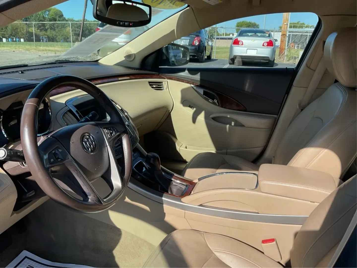 2010 Buick LaCrosse CXL (1G4GC5EG5AF) with an Ecotec 3L V-6 gasoline direct injection engine, located at 1184 Kauffman Ave, Fairborn, OH, 45324, (937) 908-9800, 39.807072, -84.030914 - **Experience Luxury and Comfort with the 2010 Buick LaCrosse CXL at Advantage Car and Credit - Fairborn!**<br /> <br /> Imagine gliding down the picturesque streets of Fairborn, OH, in a stylish sedan that combines luxury with practicality. Whether you're commuting to work, running errands around th - Photo#9