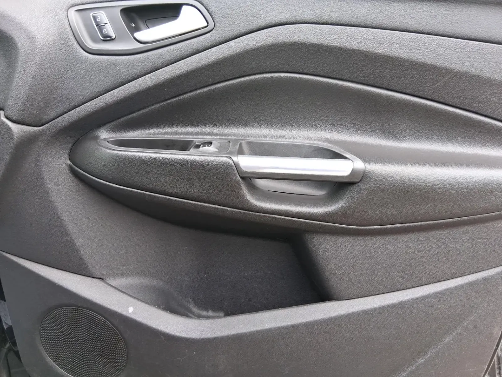 2014 Ford Escape Titanium (1FMCU9J96EU) with an EcoBoost 1.6L I-4 gasoline direct injection engine, located at 4508 South Dixie Dr, Moraine, OH, 45439, (937) 908-9800, 39.689976, -84.218452 - **Unleash Adventure with the 2014 Ford Escape Titanium: Your Ideal Family SUV!**<br /> <br /> Are you ready to take on the open road for your next family getaway or weekend adventure? Look no further than the 2014 Ford Escape Titanium, a versatile SUV that combines style, comfort, and functionality, - Photo#20