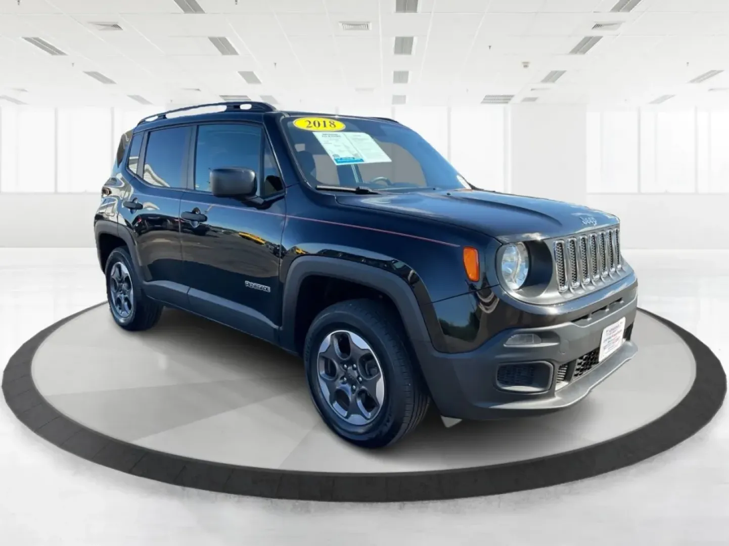 2018 Jeep Renegade Sport 4x4 (ZACCJBAB1JP) with an Other engine, located at 8750 N County Rd 25A, Piqua, OH, 45356, (937) 908-9800, 40.164391, -84.232513 - Are you in search of a versatile vehicle that seamlessly adapts to your on-the-go lifestyle? Look no further than the **2018 Jeep Renegade Sport 4x4**, now available at **Advantage Car and Credit** in Piqua, OH. Perfect for weekend adventures, daily commutes, or family outings, this crossover offers - Photo#2