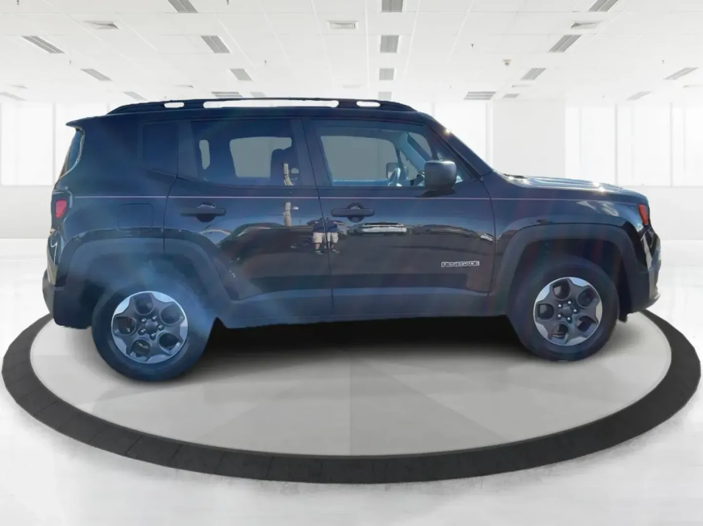 2018 Jeep Renegade Sport 4x4 (ZACCJBAB1JP) with an Other engine, located at 8750 N County Rd 25A, Piqua, OH, 45356, (937) 908-9800, 40.164391, -84.232513 - Are you in search of a versatile vehicle that seamlessly adapts to your on-the-go lifestyle? Look no further than the **2018 Jeep Renegade Sport 4x4**, now available at **Advantage Car and Credit** in Piqua, OH. Perfect for weekend adventures, daily commutes, or family outings, this crossover offers - Photo#3