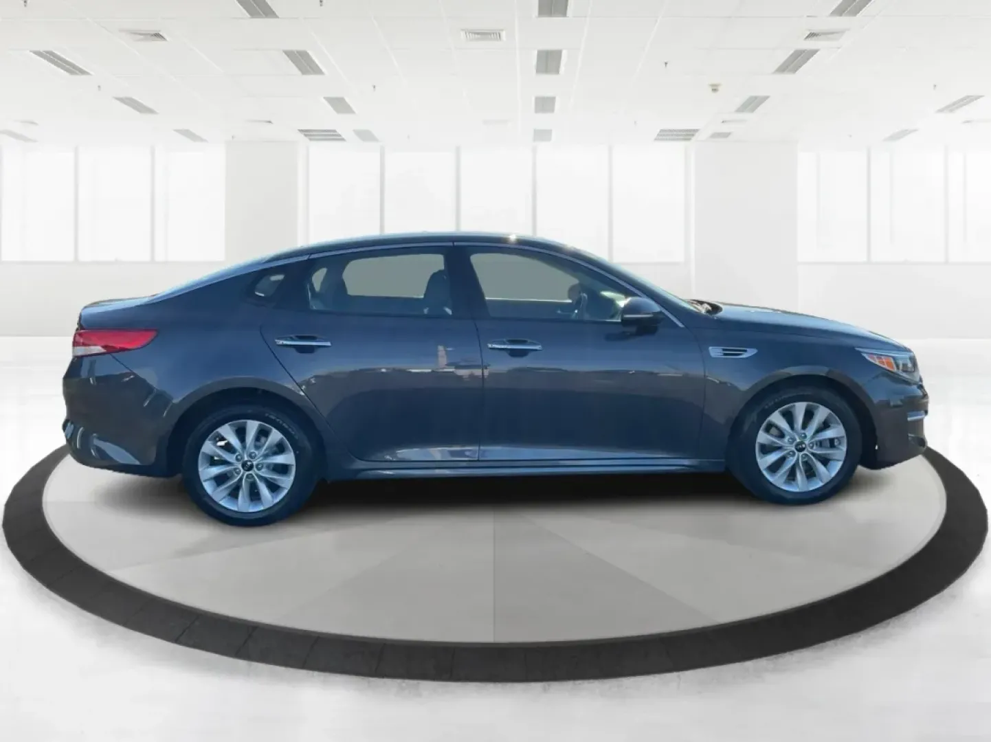 2017 Kia Optima EX (5XXGU4L34HG) with an Theta II 2.4L I-4 gasoline direct injection engine, located at 8750 N County Rd 25A, Piqua, OH, 45356, (937) 908-9800, 40.164391, -84.232513 - **Discover Your Perfect Drive: 2017 Kia Optima EX at Advantage Car and Credit - Piqua**<br /> <br /> Are you looking for a reliable sedan that promises comfort, style, and exceptional fuel efficiency? The 2017 Kia Optima EX is your ideal companion for daily commutes, weekend adventures, or family ou - Photo#1