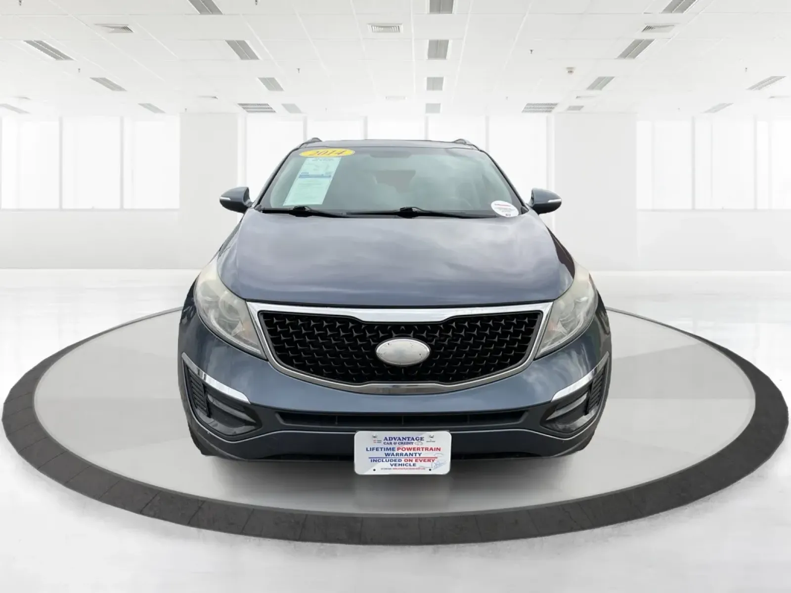2014 Kia Sportage LX (KNDPBCAC3E7) with an 2.4L I-4 gasoline direct injection engine, located at 4508 South Dixie Dr, Moraine, OH, 45439, (937) 908-9800, 39.689976, -84.218452 - **Adventure Awaits: Explore the 2014 Kia Sportage LX at Advantage Car and Credit!**<br /> <br /> Are you ready to embrace the open road and create unforgettable memories? The 2014 Kia Sportage LX is your ticket to adventure, perfect for weekend getaways, family trips, or daily commuting around Fairb - Photo#7