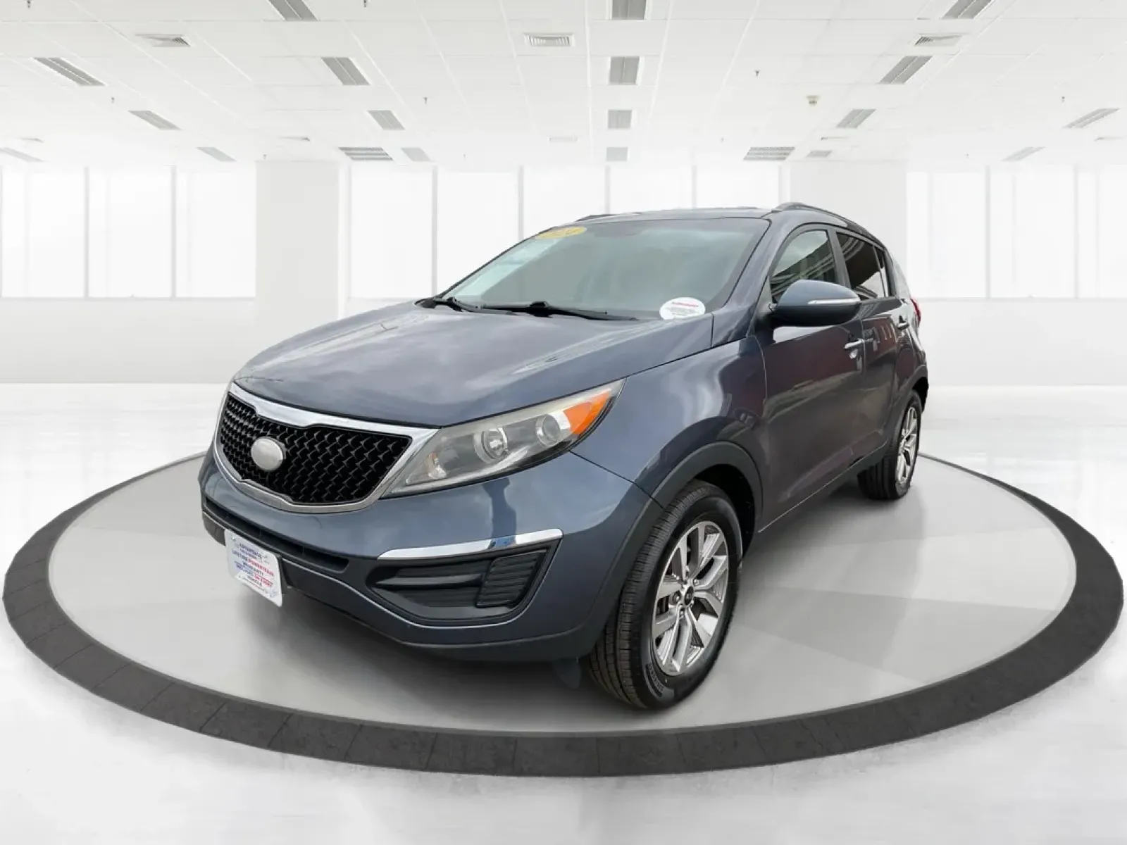 2014 Kia Sportage LX (KNDPBCAC3E7) with an 2.4L I-4 gasoline direct injection engine, located at 4508 South Dixie Dr, Moraine, OH, 45439, (937) 908-9800, 39.689976, -84.218452 - **Adventure Awaits: Explore the 2014 Kia Sportage LX at Advantage Car and Credit!**<br /> <br /> Are you ready to embrace the open road and create unforgettable memories? The 2014 Kia Sportage LX is your ticket to adventure, perfect for weekend getaways, family trips, or daily commuting around Fairb - Photo#8