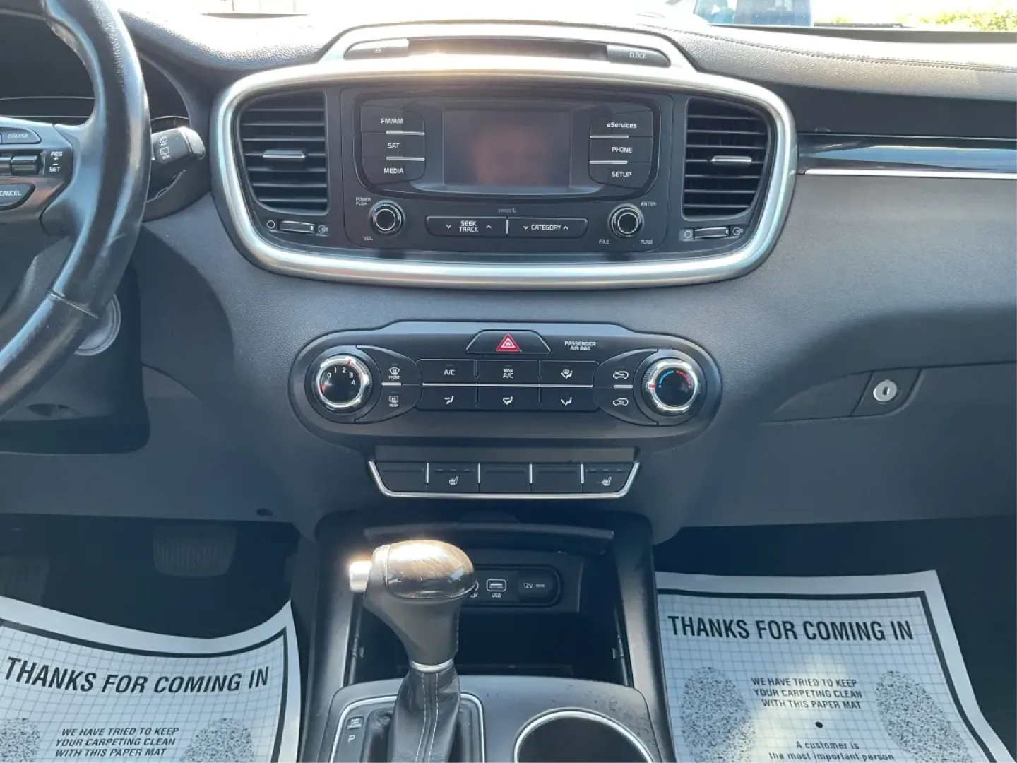 2016 Kia Sorento 2.4L LX (5XYPG4A31GG) with an 2.4L I-4 gasoline direct injection engine, located at 1951 S Dayton Lakeview Rd., New Carlisle, OH, 45344, (937) 908-9800, 39.890999, -84.050255 - **Experience the Road Like Never Before with the 2016 Kia Sorento!**<br /> <br /> Are you ready to elevate your daily commute or family road trips? The 2016 Kia Sorento offers a perfect blend of versatility, comfort, and technology, making it an ideal choice for growing families and budget-conscious - Photo#13